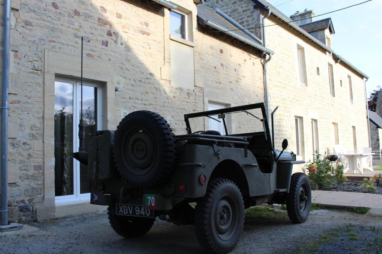 Villa La Ferme De Fumichon Tour-en-Bessin Exterior foto