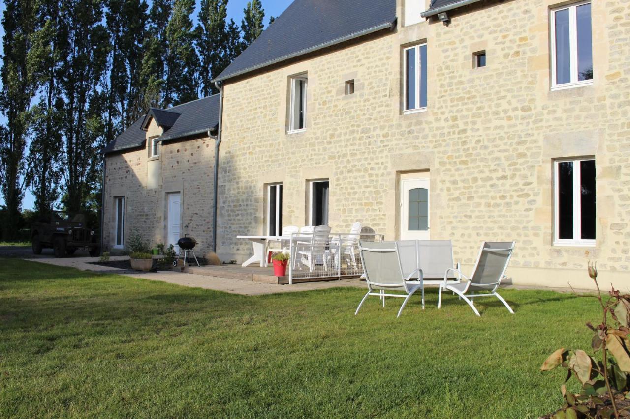 Villa La Ferme De Fumichon Tour-en-Bessin Exterior foto